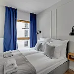 Nadmotlawie Riverside & Gym By Downtown Apart Otel